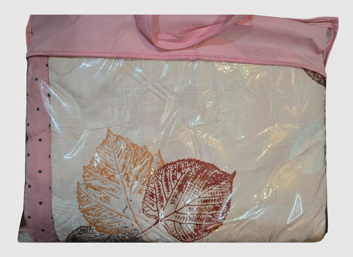 Blush Reversible Comforter Off white